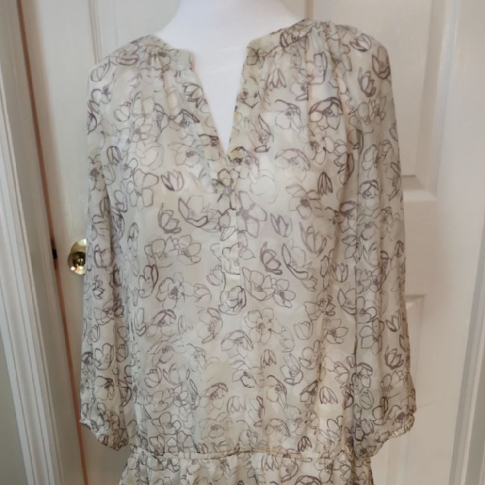 Loft long sleeve blouse.